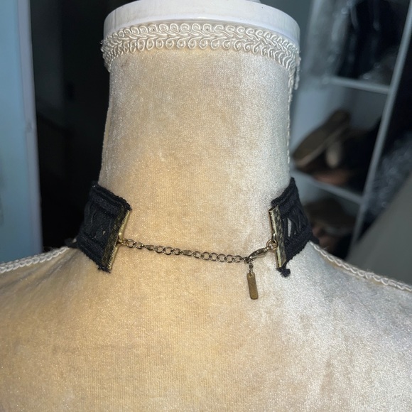 2 chokers Bow Tie, Faux Leather - Picture 3 of 5